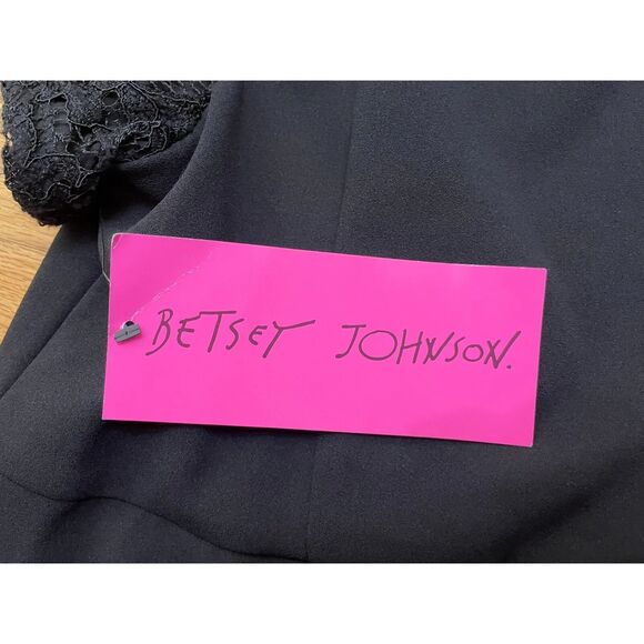Betsey Johnson Women's Dress Shift Mini Lace Detail Scuba Crepe V-Neck 16 Black - Picture 9 of 9